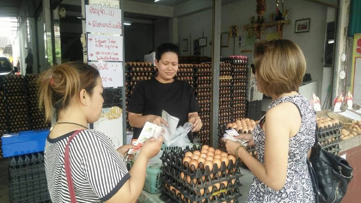 ไม่ถูกรางวัลมาทางนี้!! ลอตเตอรี่แลกไข่