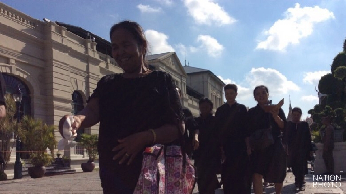 สร้างชุมชนเข้มแข็งตามแนวพระราชดำริ