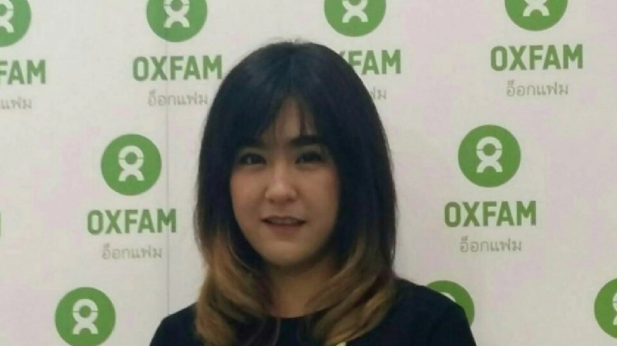 'ปีใหม่'บอก 'ป๋าต๊อบ'ใจบุญ ช่วยดูแลลูก'ยู่ยี่' (คลิป) 'ปีใหม่'บอก 'ป๋าต๊อบ'ใจบุญ ช่วยดูแลลูก'ยู่ยี่' (คลิป)