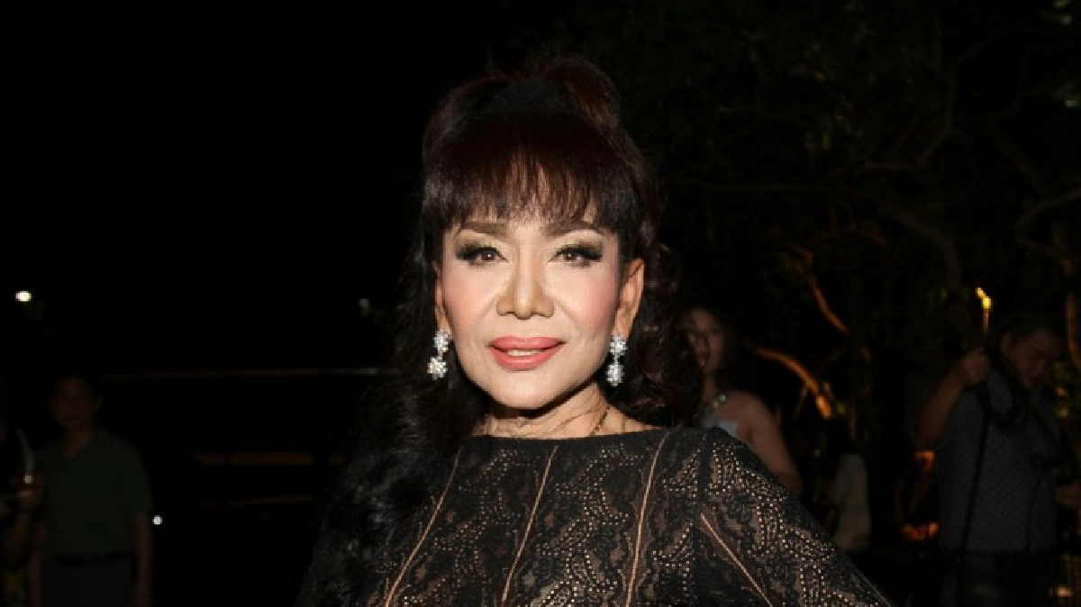 อึ้ง! 'เจินเจิน' ทำศัลยกรรมใหม่ทั้งตัว ขอตายพร้อมนมคู่ที่5