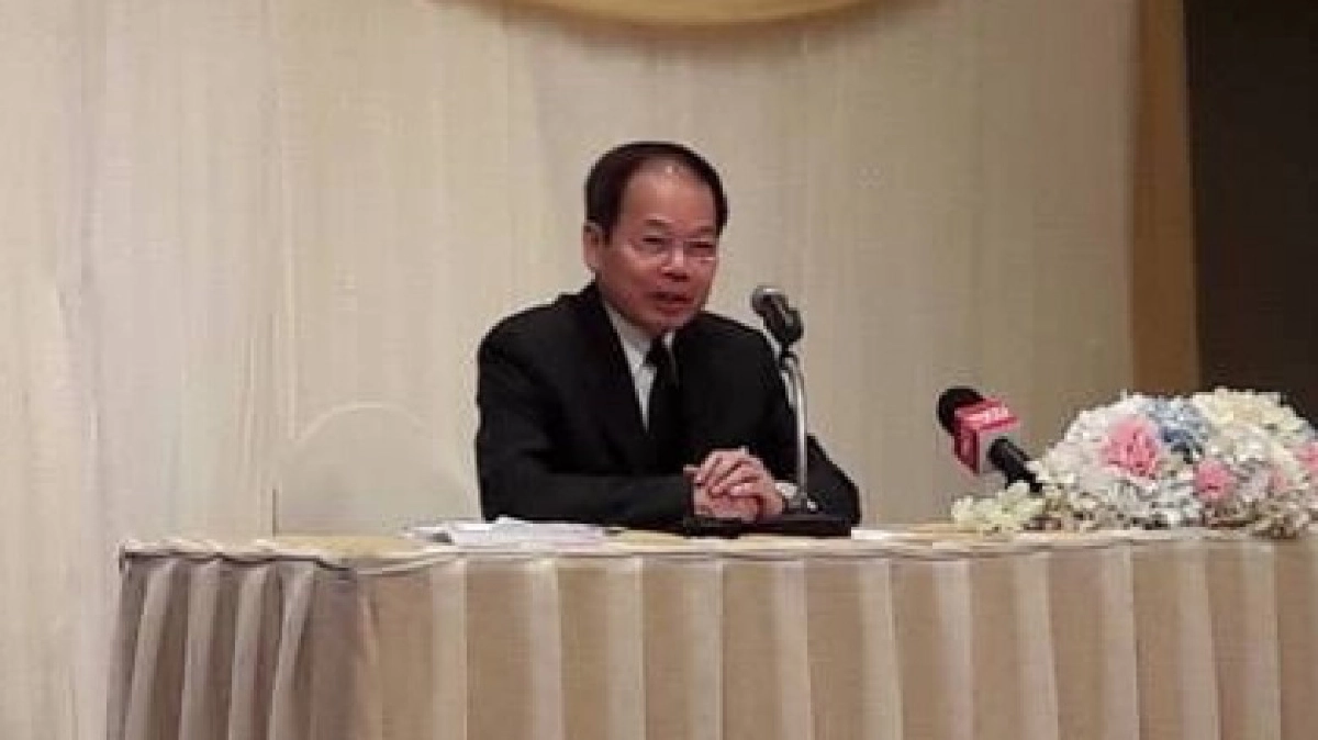 "นพดล" โต้แทน "แม้ว" ยันขาย "หุ้นชินฯ"ไม่มีภาระทางภาษี 