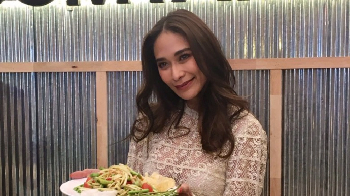 โอ้โห! ส้มตำฝีมือ ‘พลอย’ จานเดียว 'เจ็ดหมื่นห้า'(คลิป) 