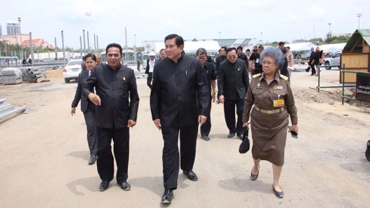 จัดสร้างพระโกศทองคำลงยาใหม่ ทูลเกล้าถวาย ร.10 จัดสร้างพระโกศทองคำลงยาใหม่ ทูลเกล้าถวาย ร.10