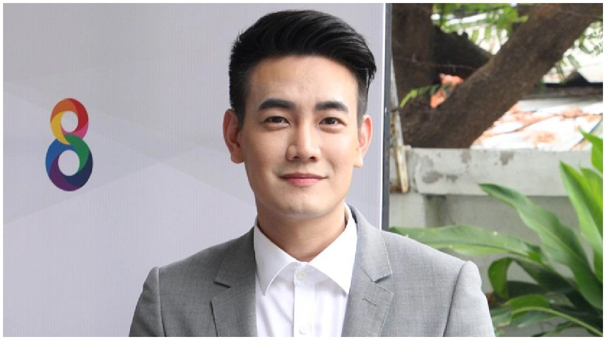 จุดพลุ ‘ฟลุค’ ได้ฤกษ์แต่ง ‘แอปเปิ้ล’ จุดพลุ ‘ฟลุค’ ได้ฤกษ์แต่ง ‘แอปเปิ้ล’