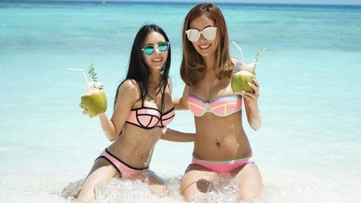 มาเลือกชุดว่ายน้ำกันเถอะ(4)...สาวหุ่นมินิไซส์