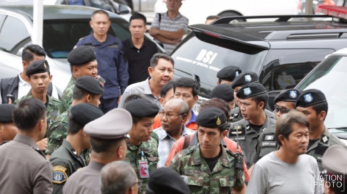 เครื่อข่าย"โกตี๋" สารภาพ รับฝากอาวุธ - เตรียมก่อเหตุ เครื่อข่าย"โกตี๋" สารภาพ รับฝากอาวุธ - เตรียมก่อเหตุ