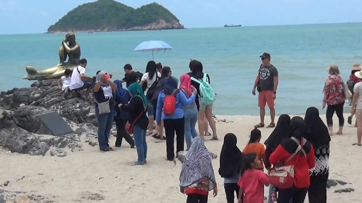 หาดสมิหลาคึกคัก รับหน้าร้อน หาดสมิหลาคึกคัก รับหน้าร้อน