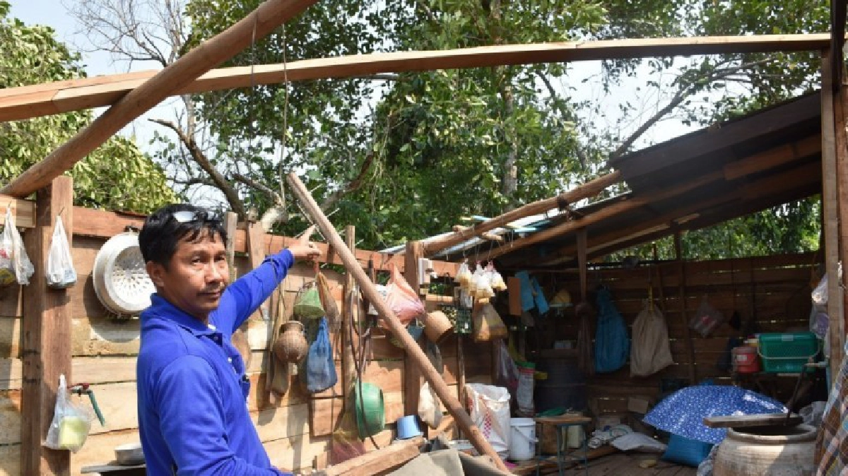 แรงสุดรอบ 46 ปี พายุฤดูร้อนถล่ม ชาวอุตรดิตถ์ 