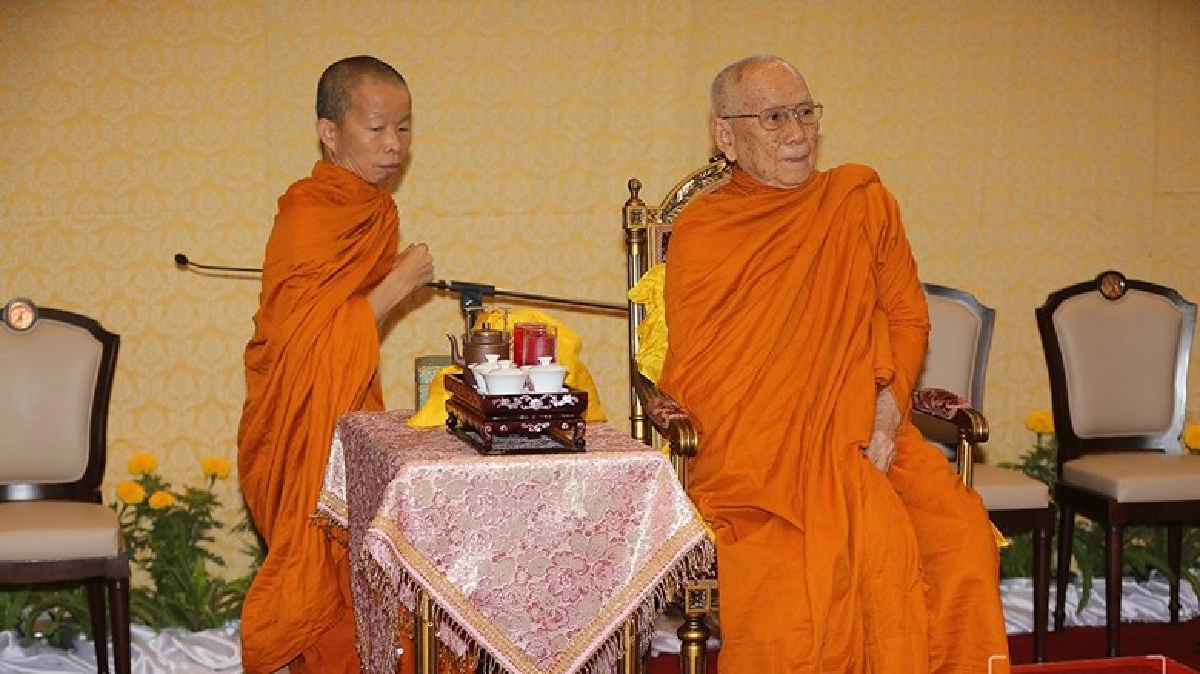 สังฆราช เสด็จพิธีบำเพ็ญกุศลทักษิณานุประทาน