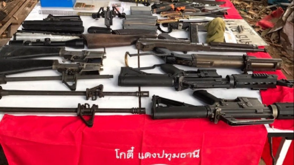 ดุสิตโพล์  76.33%  มองจับอาวุธสงคราม ‘โกตี๋’โยงการเมือง