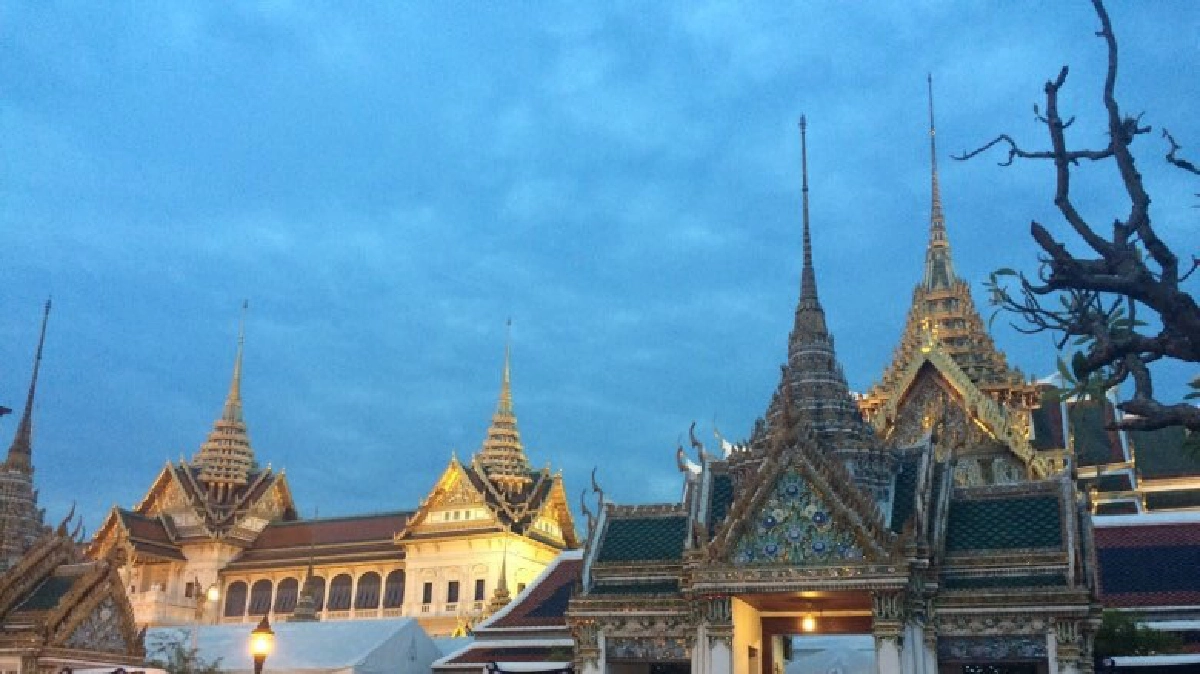 ส่วนราชการ-ภาคเอกชน ร่วมเป็นเจ้าภาพบำเพ็ญกุศลพระบรมศพ
