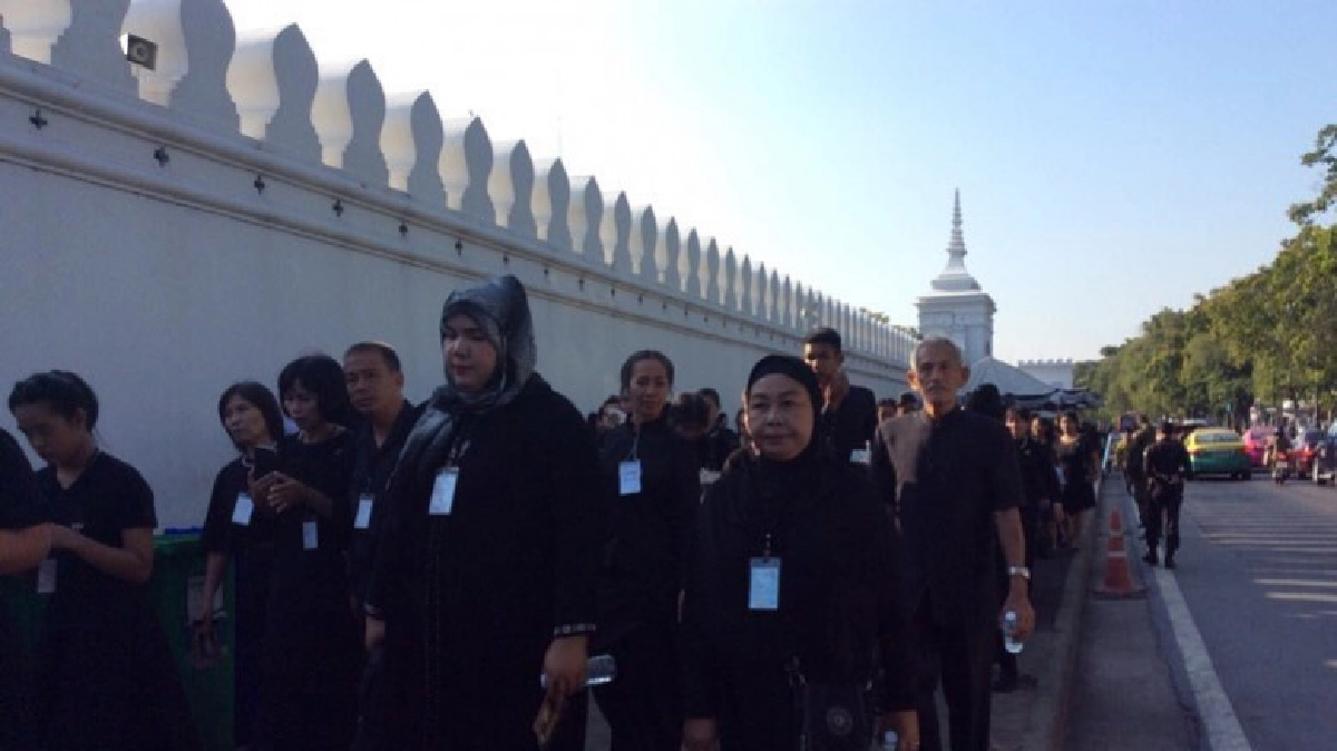 ซึ้งใจ "ในหลวง ร.9 สอนให้รักสามัคคี"