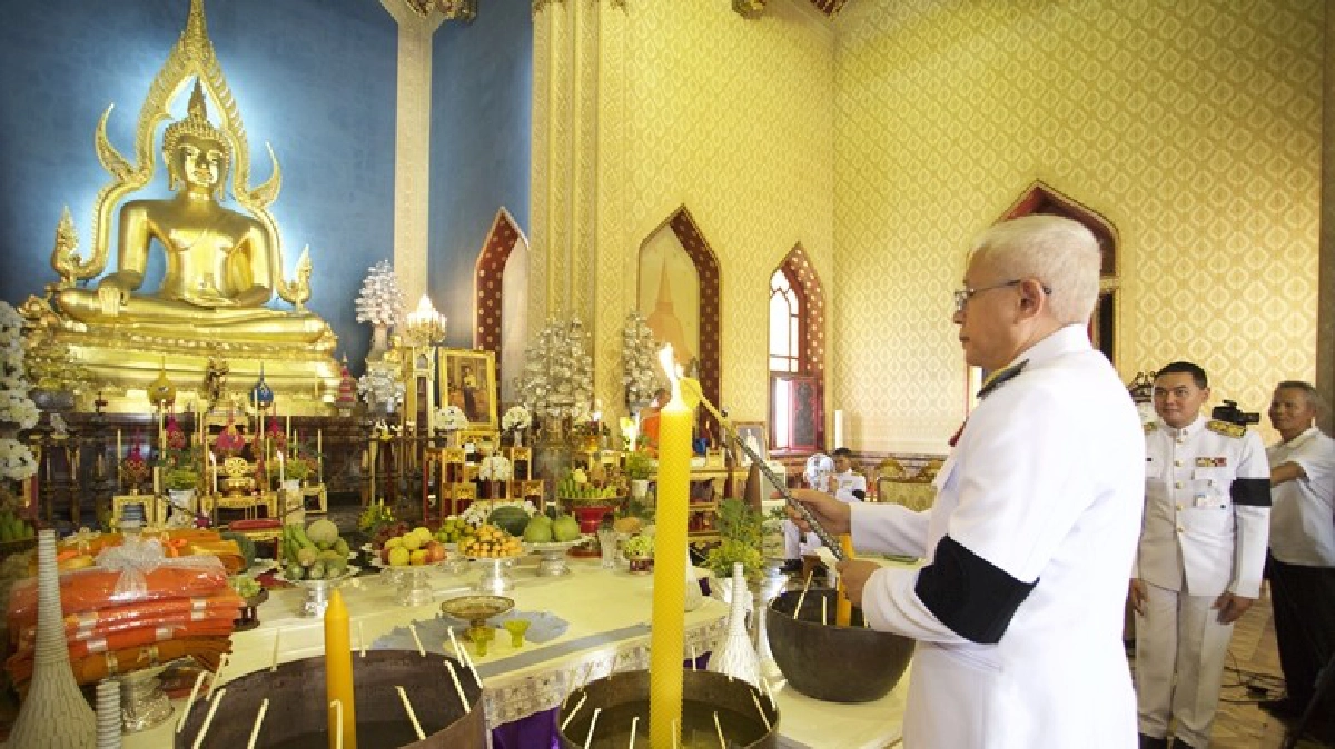พิธีถวายพระพรชัยมงคลและเทศน์มหาชาติเวสสันดรชาดก พิธีถวายพระพรชัยมงคลและเทศน์มหาชาติเวสสันดรชาดก