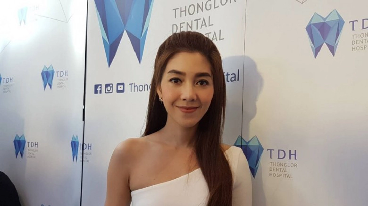 ‘ชาคริต’ป่วยชวดร่วมงานกับ‘วุ้นเส้น’ (ชมคลิป) ‘ชาคริต’ป่วยชวดร่วมงานกับ‘วุ้นเส้น’ (ชมคลิป)