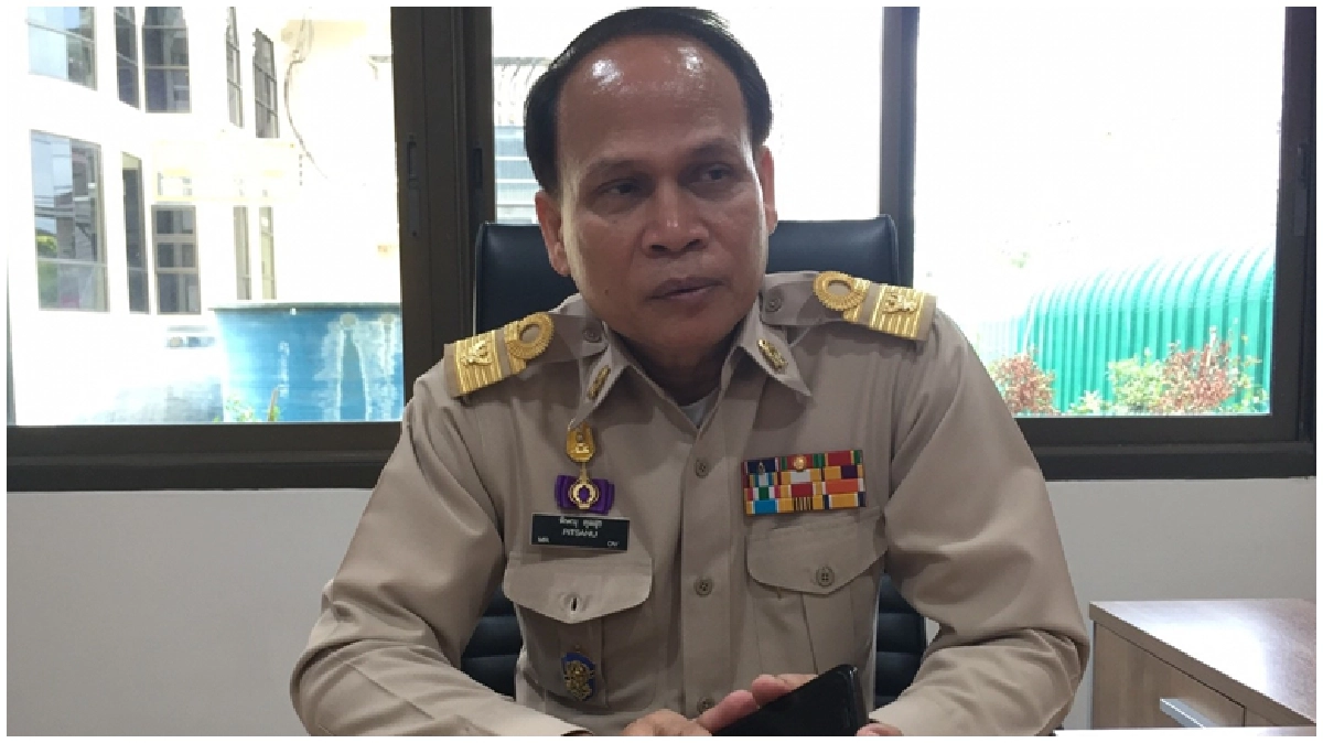 สกสค.ปูพรมตรวจประวัติ"พนง.คุรุสภา"-ติดcctv สกสค.ปูพรมตรวจประวัติ"พนง.คุรุสภา"-ติดcctv