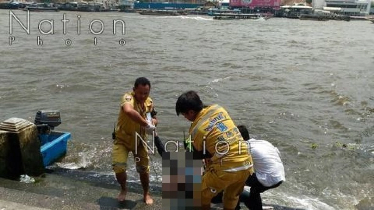 พบศพชายตายปริศนาลอยอืดเจ้าพระยา พบศพชายตายปริศนาลอยอืดเจ้าพระยา