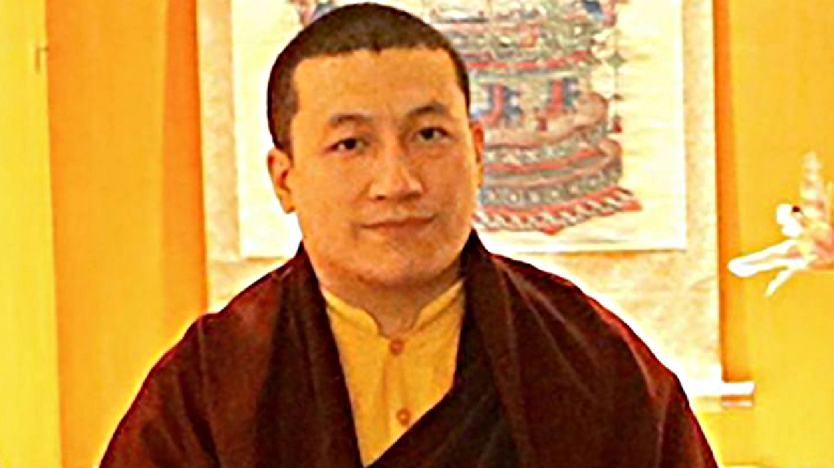 ลามะชั้นสูงทิเบต'สึก'แต่งเมีย