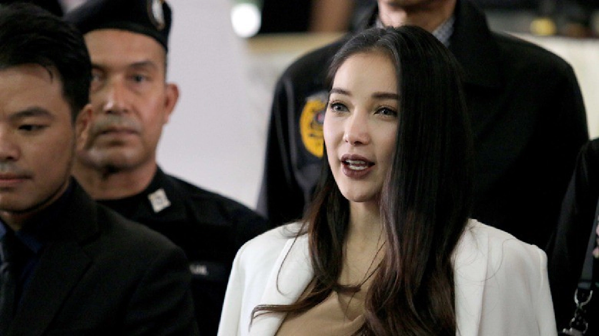 “แพท”รับแล้วเงิน1.5ล้านเป็นของ”เบนซ์ เรซซิ่ง” “แพท”รับแล้วเงิน1.5ล้านเป็นของ”เบนซ์ เรซซิ่ง”
