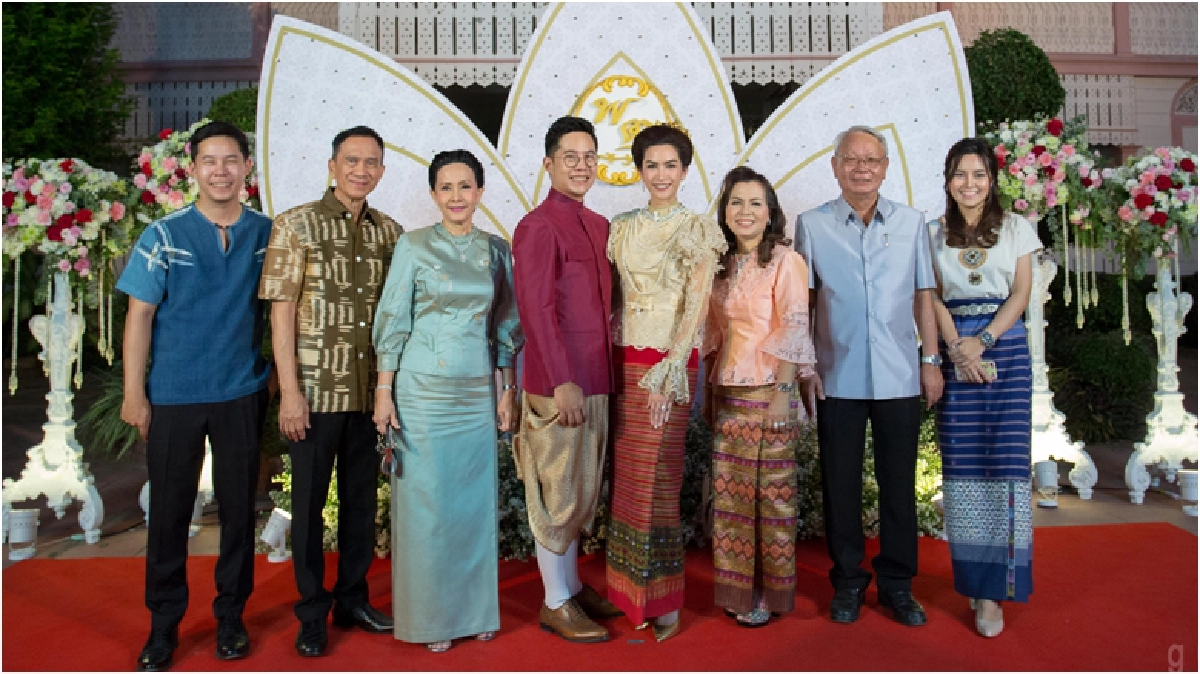 'ต้น-อีฟ'ลูกสาว'เศรษฐา'จัดงานวิวาห์อีกครั้งแบบล้านนา 'ต้น-อีฟ'ลูกสาว'เศรษฐา'จัดงานวิวาห์อีกครั้งแบบล้านนา