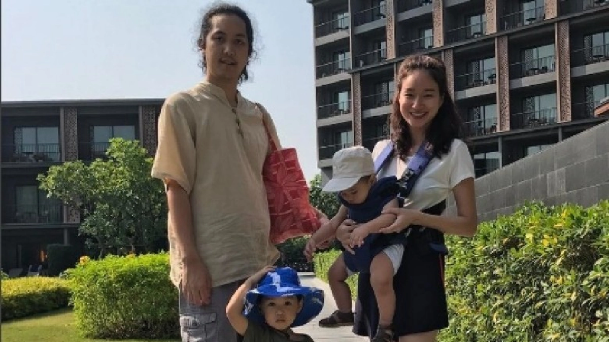 สองแรงแข็งขัน สองแรงแข็งขัน