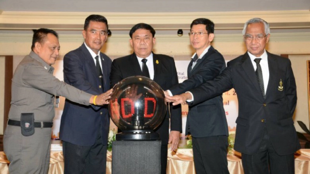 กทม.ปรับแผนลดอุบัติเหตุสงกรานต์ กทม.ปรับแผนลดอุบัติเหตุสงกรานต์
