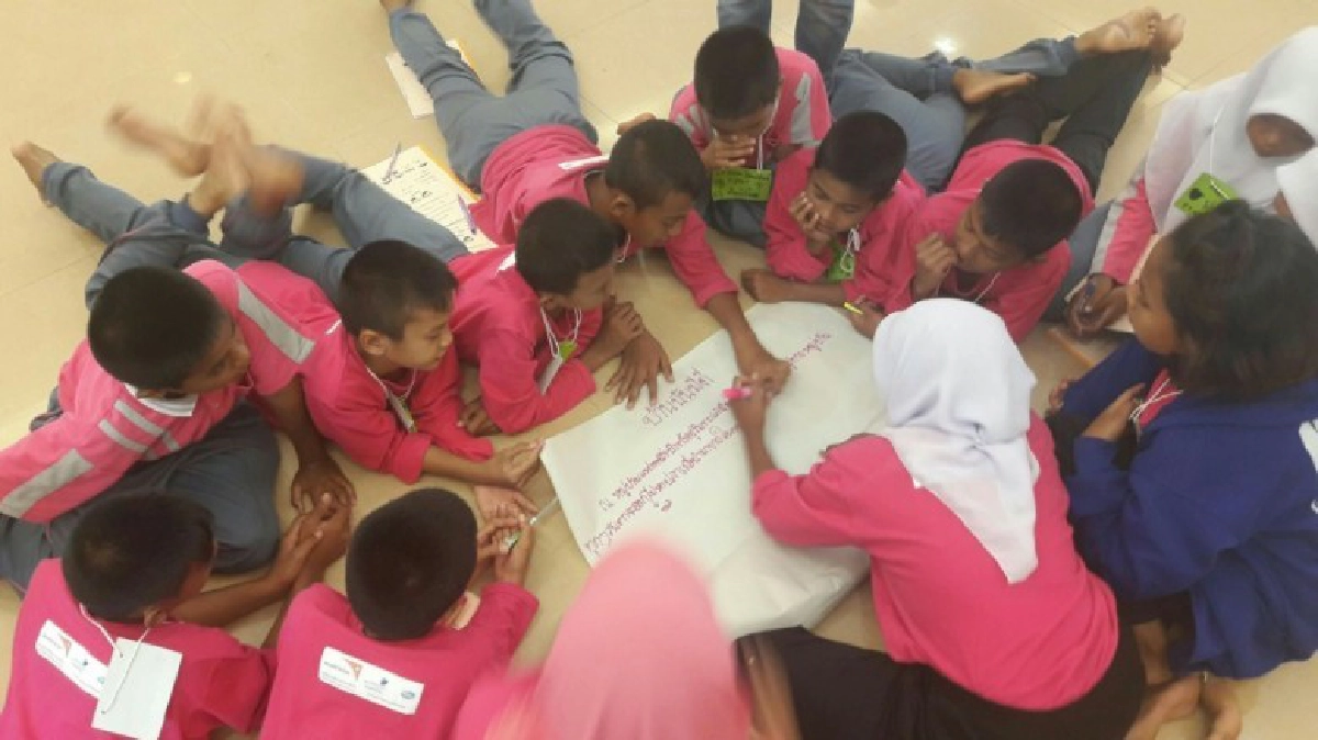 นิทานหุ่นมือ เสริมทักษะอ่าน-เขียน-คิด