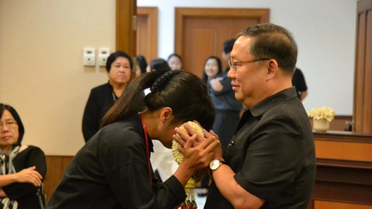 กสม.อำลา "หมอสุรเชษฐ์" กสม.อำลา "หมอสุรเชษฐ์"