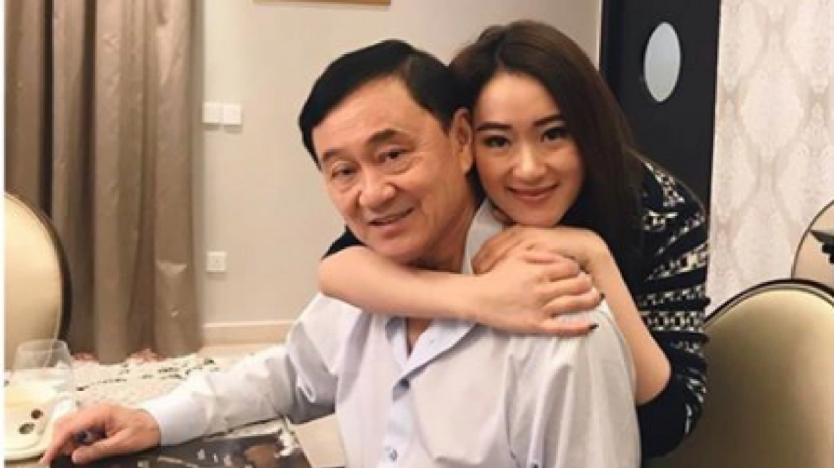 "พ่อแม้ว"เจอลูก"อุ๊งอิ๊ง"ดีใจขนาดไหน? "พ่อแม้ว"เจอลูก"อุ๊งอิ๊ง"ดีใจขนาดไหน?
