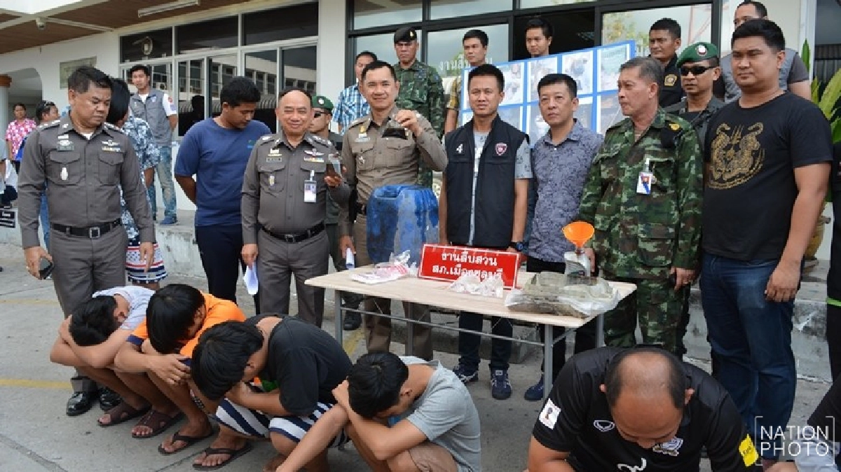 รวบแล้ว!แก๊งโจ๋ปาถุงน้ำสกปรก รวบแล้ว!แก๊งโจ๋ปาถุงน้ำสกปรก