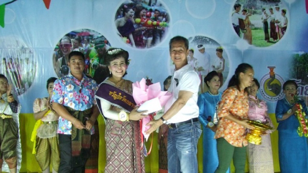 ยายวัย71ปีคว้าตำแหน่งธิดาวัยทอง