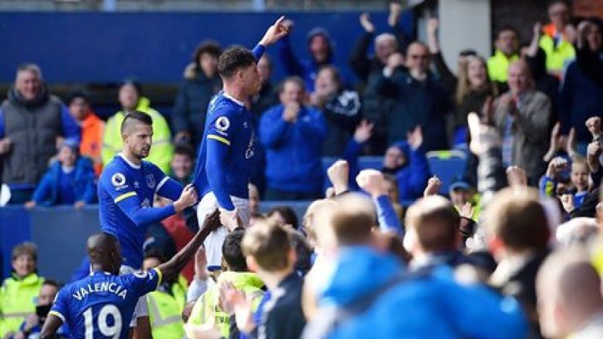 “เอฟเวอร์ตัน” เปิดบ้านต้อน “เบิร์นลีย์” 3-1