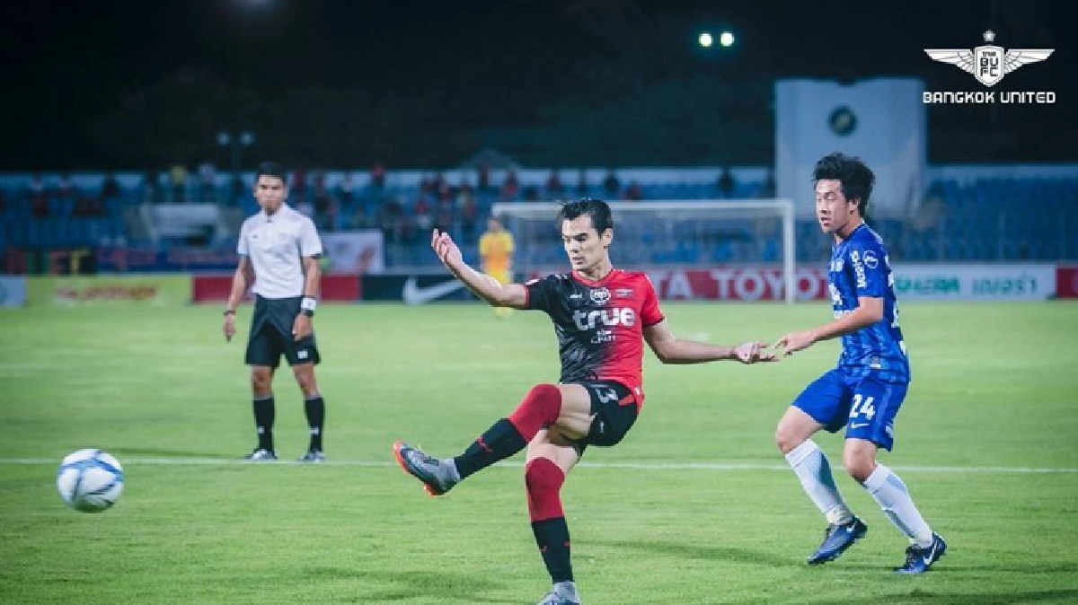"บอสโควิช"กดแฮตทริกพาแข้งเทพถล่มฉลามชล5-1 "บอสโควิช"กดแฮตทริกพาแข้งเทพถล่มฉลามชล5-1