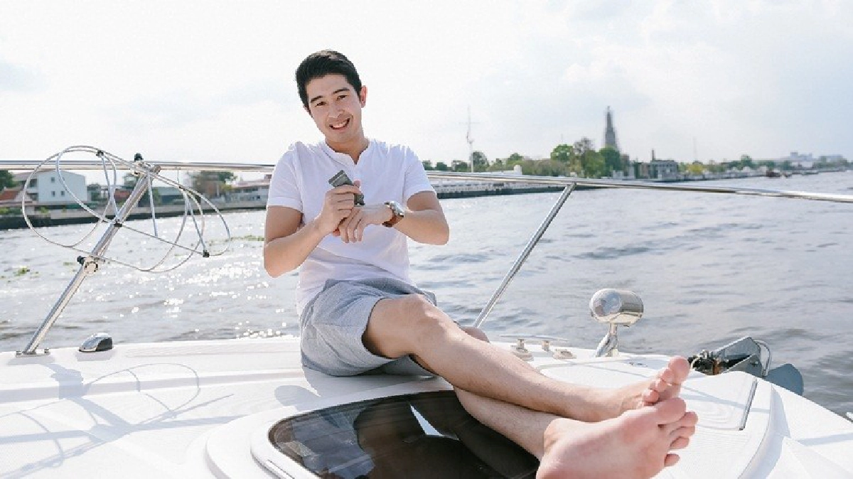ล่องเรือยอชท์ท้าแสงแดด