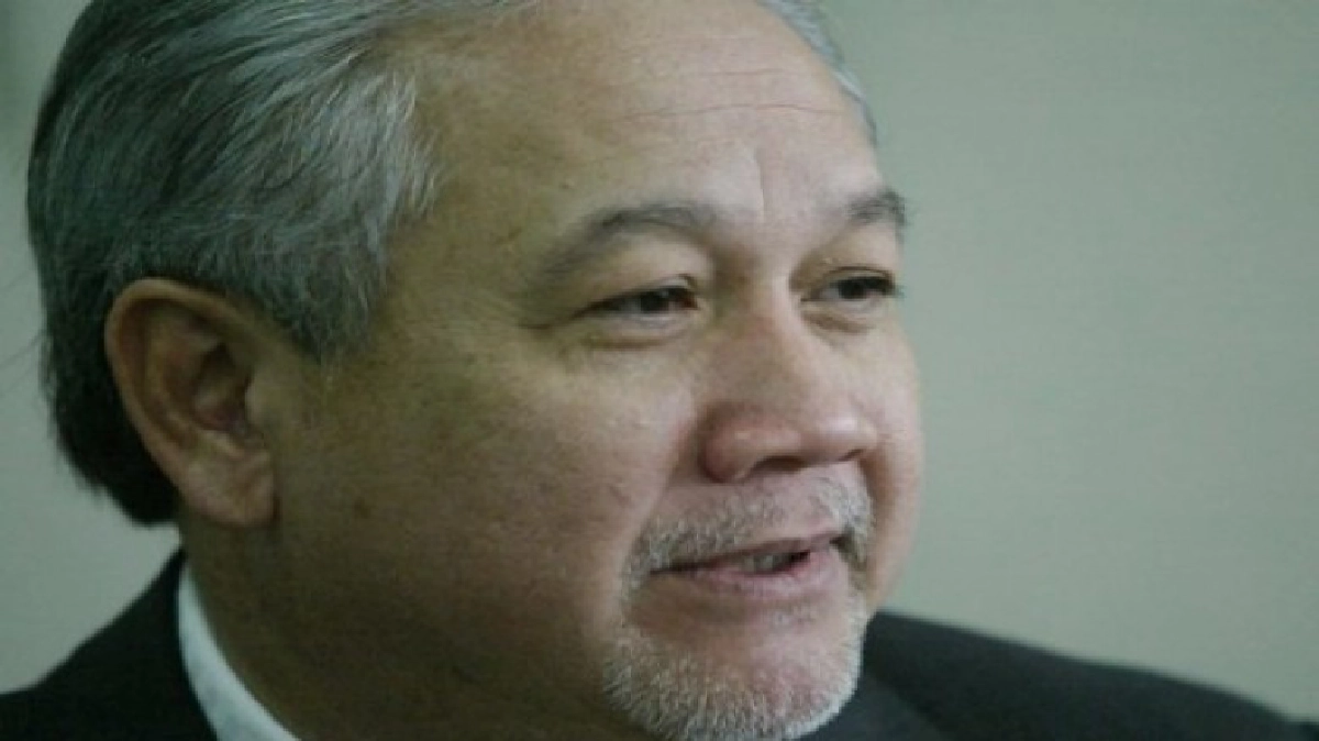 “เกียรติ”แนะ“บิ๊กตู่”เปลี่ยนนโยบายเศรษฐกิจ