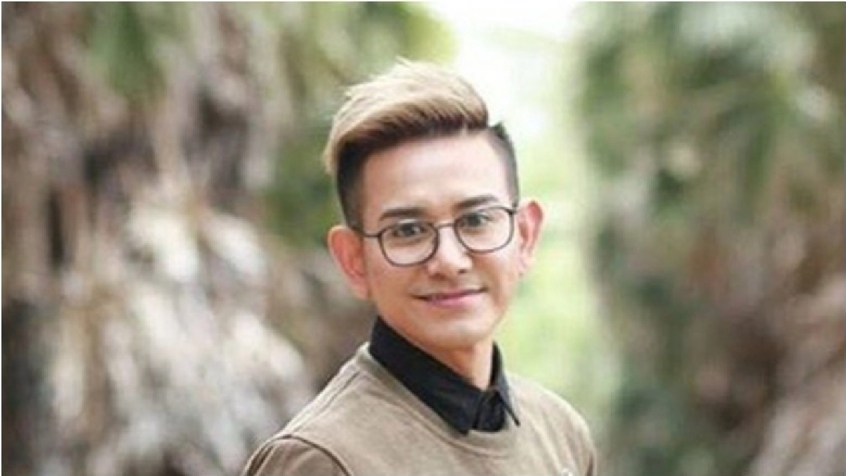 ‘เอ’ยังเก็บตัว‘แชมป์’ลูกชายอีกคนโลกส่วนตัวสูง ‘เอ’ยังเก็บตัว‘แชมป์’ลูกชายอีกคนโลกส่วนตัวสูง
