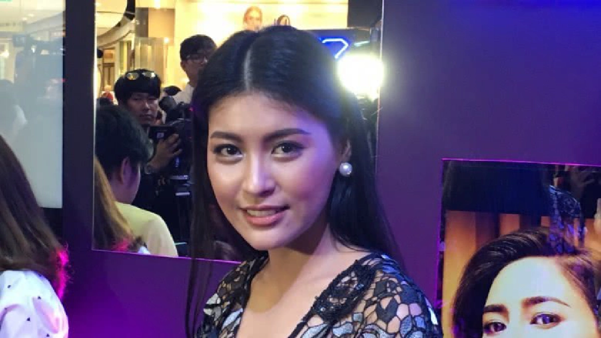 'อ้อม' เคลียร์ข่าวกิ๊ก 'โตโน่' 'อ้อม' เคลียร์ข่าวกิ๊ก 'โตโน่'