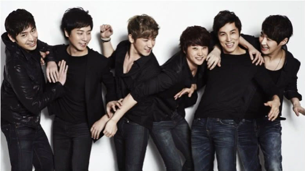 เชื่อไหม? ว่าเพื่อนๆ ใน'วงชินฮวา'ไม่รู้'เอริค'จะแต่งงาน เชื่อไหม? ว่าเพื่อนๆ ใน'วงชินฮวา'ไม่รู้'เอริค'จะแต่งงาน