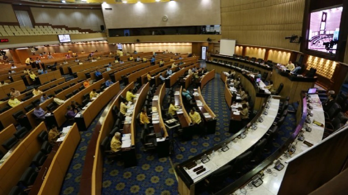 เร่งพิจารณาก.ม. พรรคการเมือง ใน 4สัปดาห์