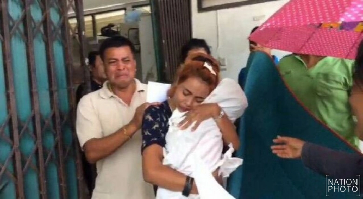 ญาติเศร้ารับศพพ่อ-น้องเบต้าผุ้ว่าวอนหยุดแชร์ภาพสะเทือนขวัญ ญาติเศร้ารับศพพ่อ-น้องเบต้าผุ้ว่าวอนหยุดแชร์ภาพสะเทือนขวัญ