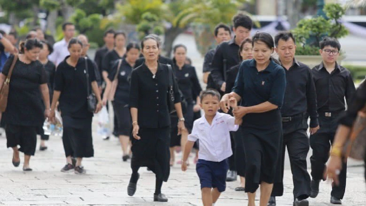 173 วัน มีประชาชนขึ้นกราบพระบรมศพ 6.4 ล้านคน
