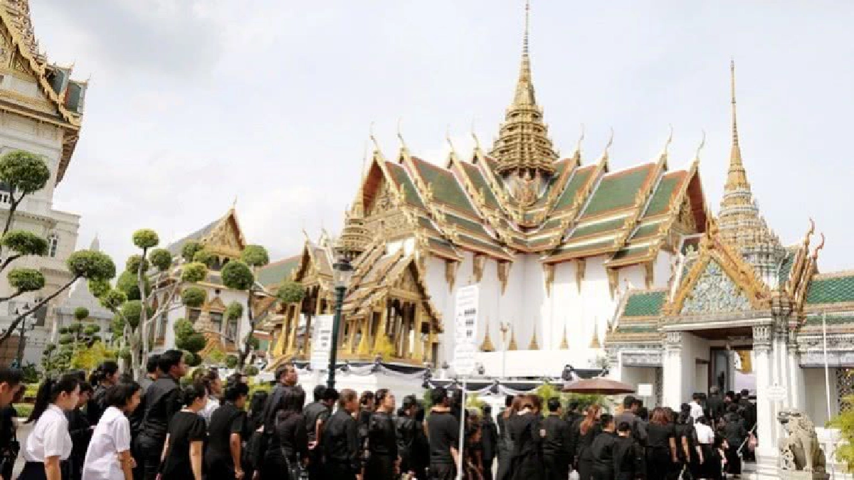 ยังระลึกถึงในหลวงรัชกาลที่ 9 อยู่เสมอ ยังระลึกถึงในหลวงรัชกาลที่ 9 อยู่เสมอ