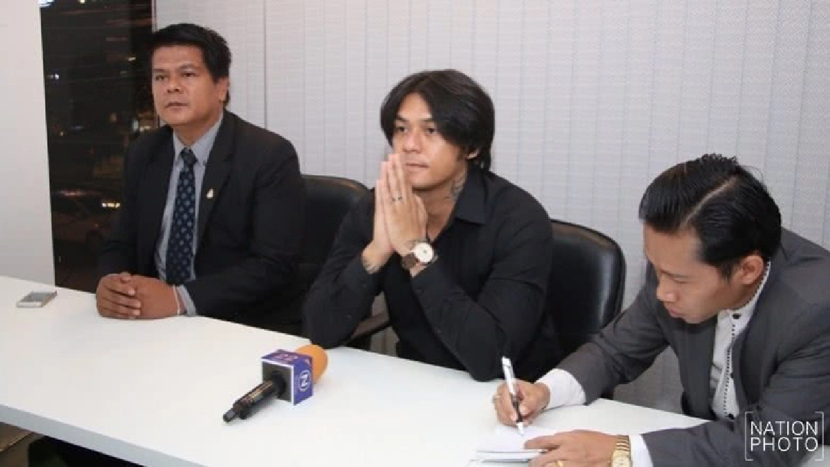 ‘นิกกี้’ขอโทษสังคมไลฟ์สดสาวเปลือยอก ‘นิกกี้’ขอโทษสังคมไลฟ์สดสาวเปลือยอก