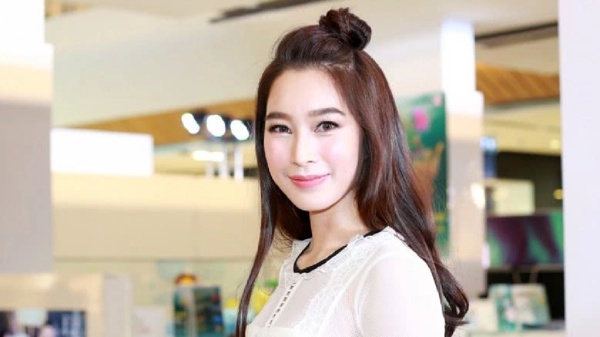 เอาแล้ว!'ฐิสา'บอก'มิกค์'ผู้ชายคนแรกที่เข้าบ้านใหม่!!(ชมคลิป)