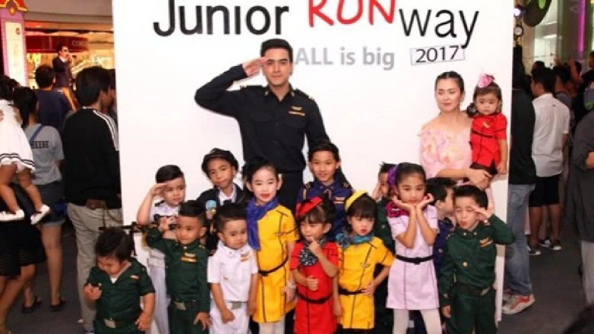 น่ารักมาก! น้องกายแท็กทีมพี่โตสจัดแฟชั่นโชว์ 'ความฝันของหนู' น่ารักมาก! น้องกายแท็กทีมพี่โตสจัดแฟชั่นโชว์ 'ความฝันของหนู'