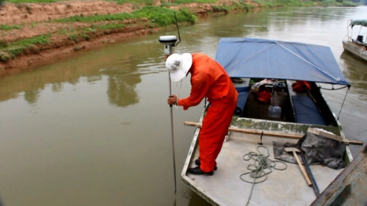 เรือจีนยังเดินหน้าสำรวจลำน้ำโขง แม้ถูกคัดค้าน เรือจีนยังเดินหน้าสำรวจลำน้ำโขง แม้ถูกคัดค้าน