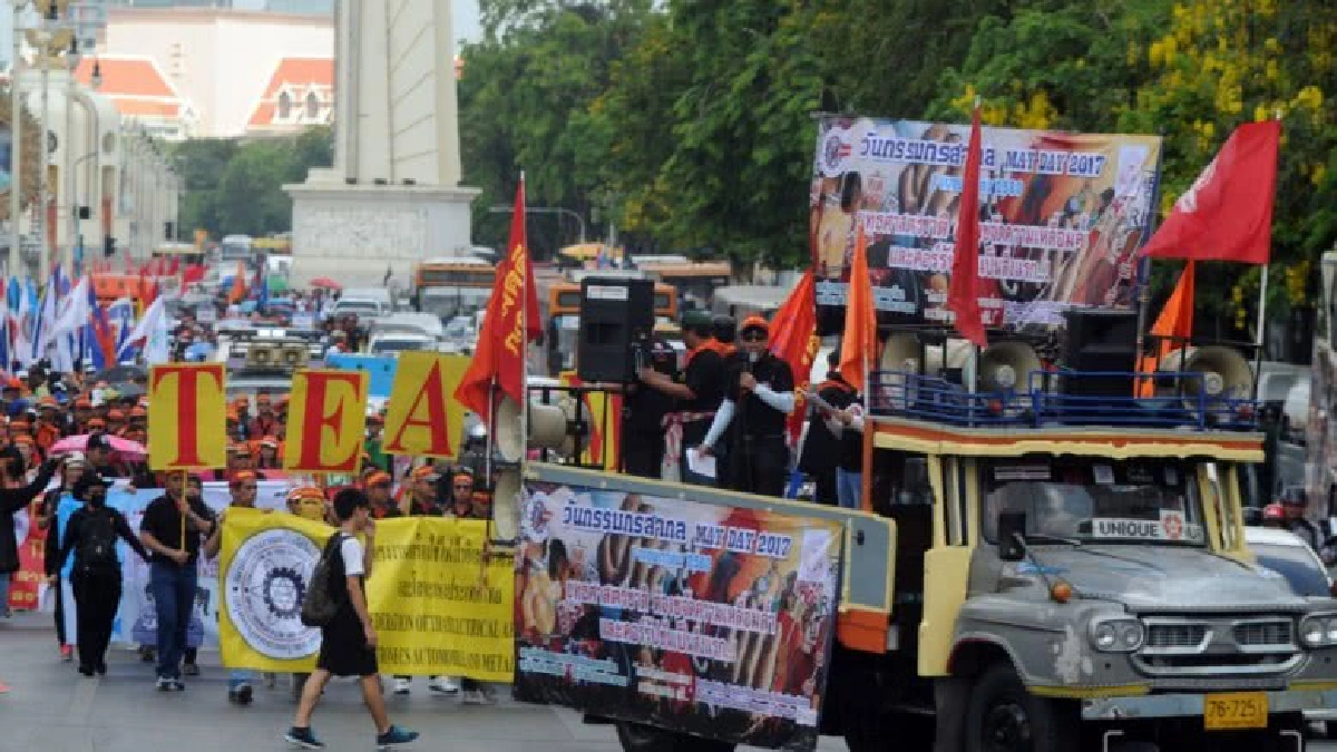 "บิ๊กตู่"รับ 5 ข้อเสนอแรงงาน !!!