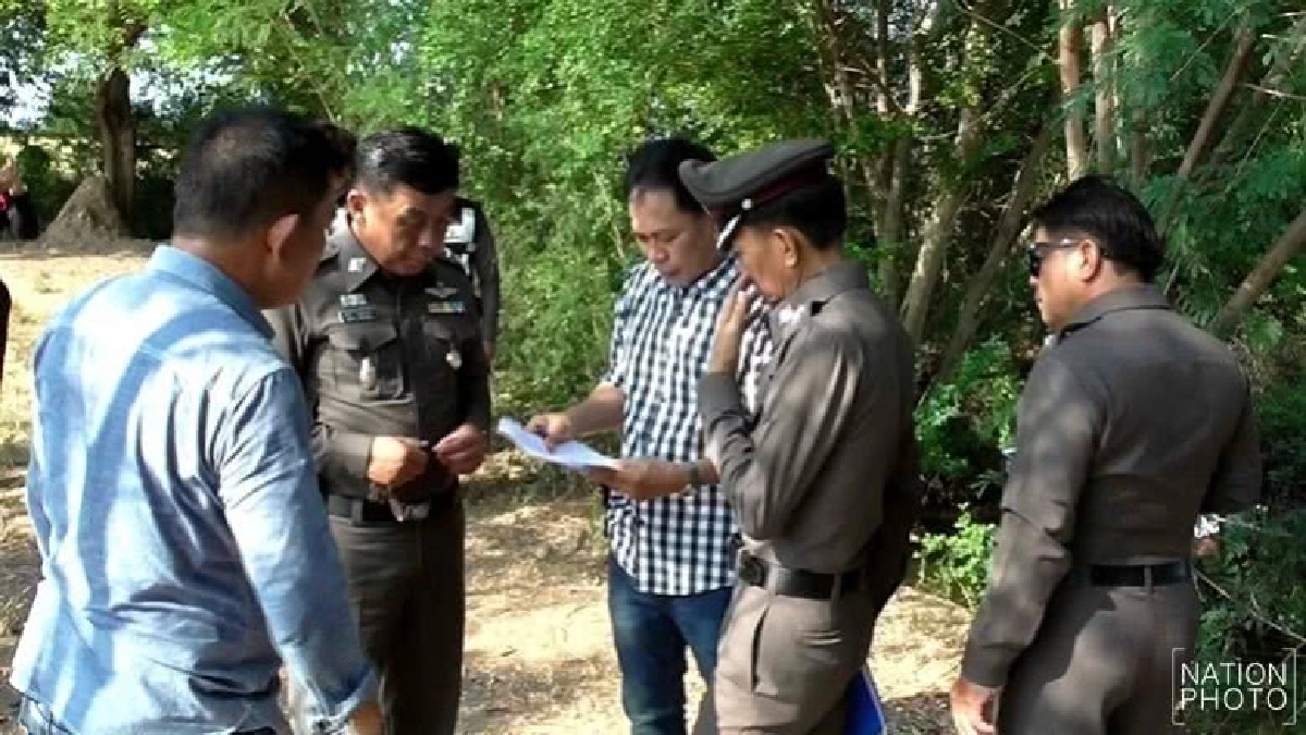 ระดมหาหลักฐาน'สาวอ่างทอง'ลอยอืดบ่อน้ำ ระดมหาหลักฐาน'สาวอ่างทอง'ลอยอืดบ่อน้ำ