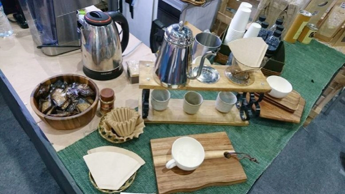 “ภาชนะไม้”โกยรายได้งามสินค้ายอดฮิตร้านกาแฟ-เบเกอรี่ 