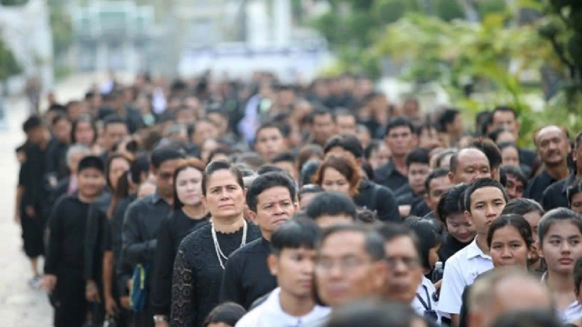 สนว.สรุปยอดประชาชนสักการะพระบรมศพ 182 วัน สนว.สรุปยอดประชาชนสักการะพระบรมศพ 182 วัน