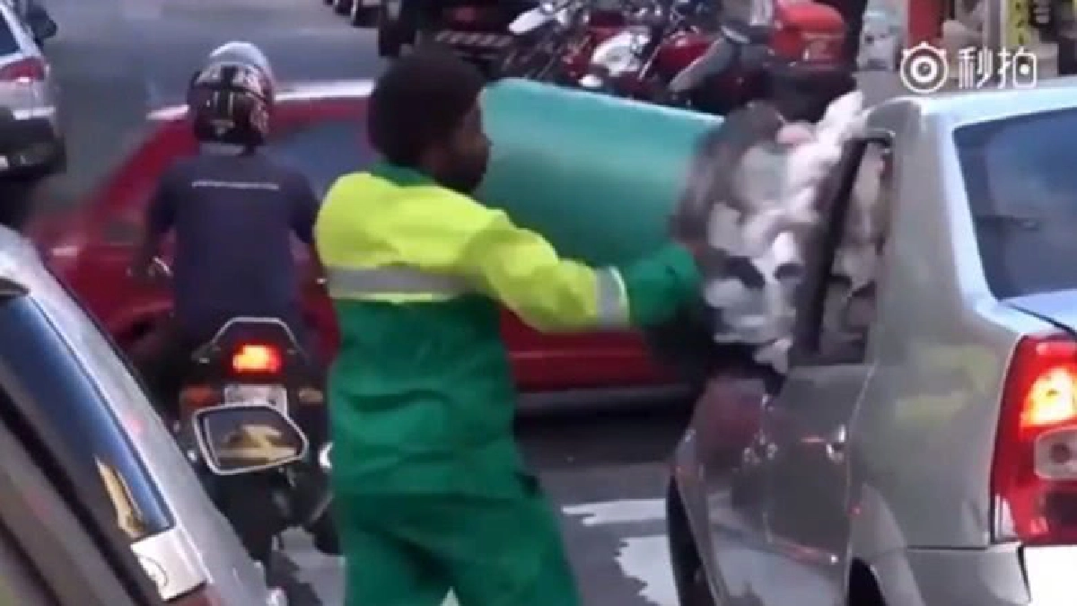ทิ้งขยะไม่เป็นที่โดนเอาคืนสุดโหด !? ทิ้งขยะไม่เป็นที่โดนเอาคืนสุดโหด !?